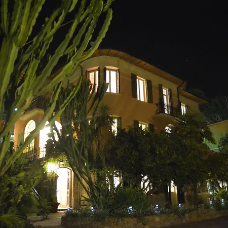 La Scogliera Otel