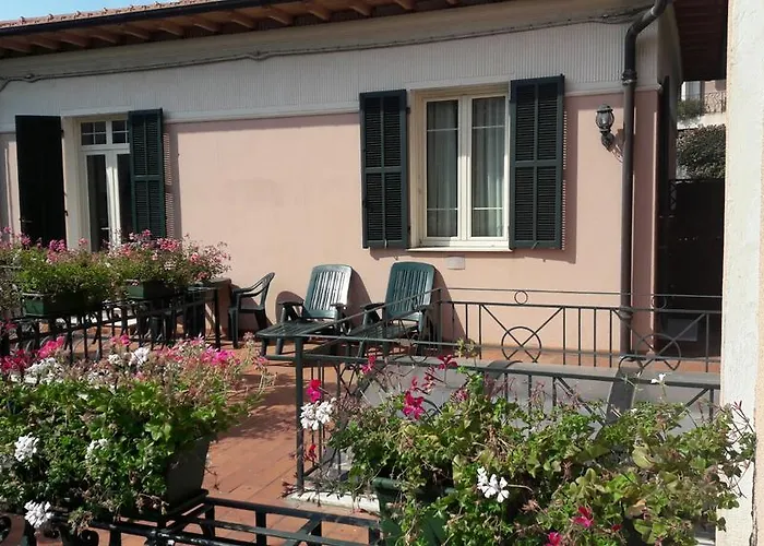 Hotel La Scogliera 3*