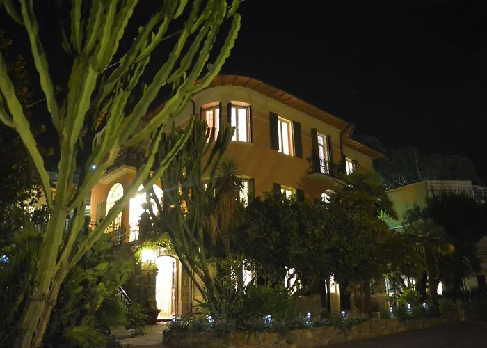 La Scogliera Hotel