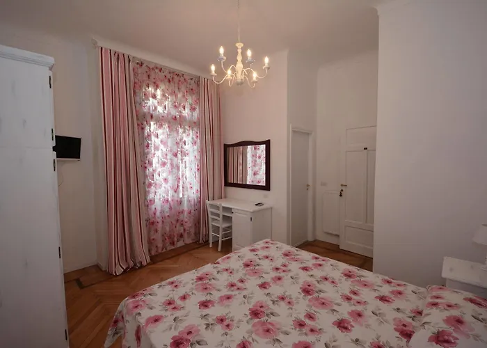 Hotel La Scogliera