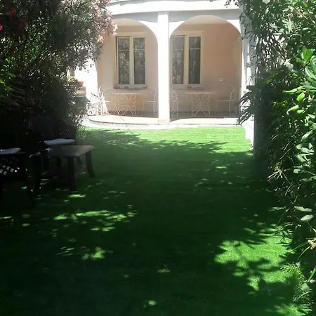 La Scogliera 3* בורדיגרה