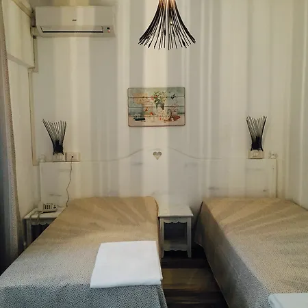 Hotel La Scogliera 3*