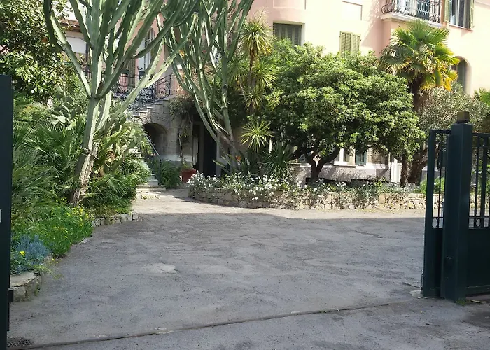Otel La Scogliera